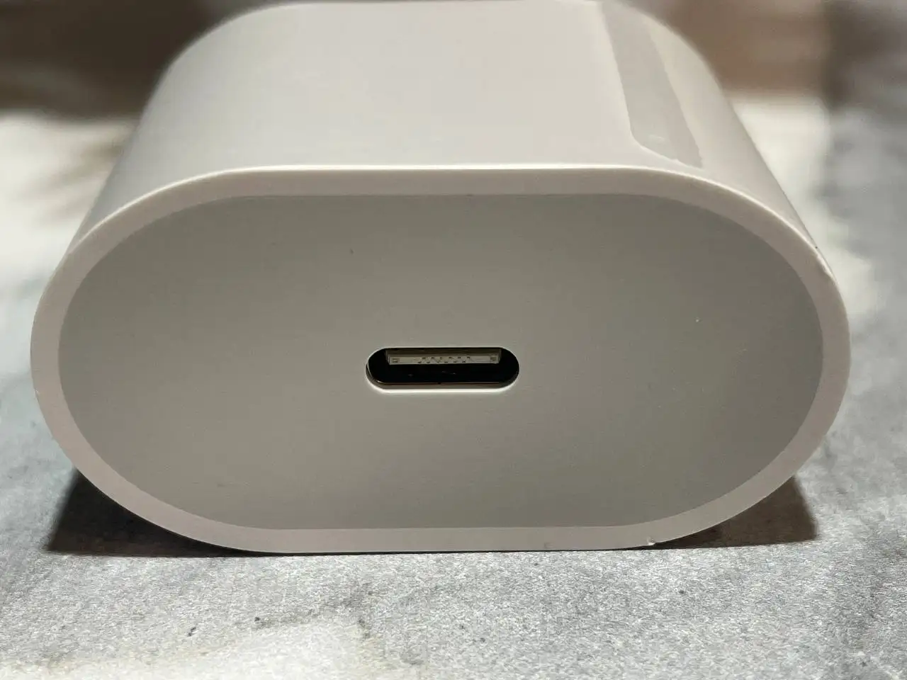 Зарядка для iPhone 35W + провод (комплект) - Зарядные устройства (Электроника) в Барнаул