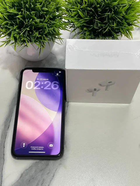 iPhone 11 128 ГБ + AirPods Pro 2 - Блоки питания в Барнаул
