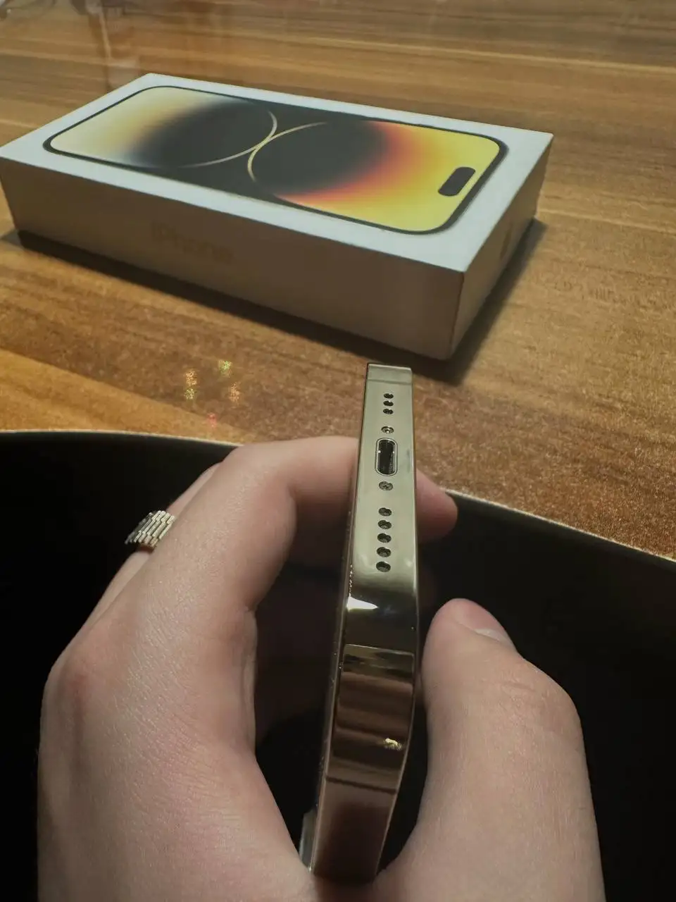 Apple iPhone 14 Pro 256GB и Apple Watch SE - Смартфоны и часы (Электроника) в Барнаул