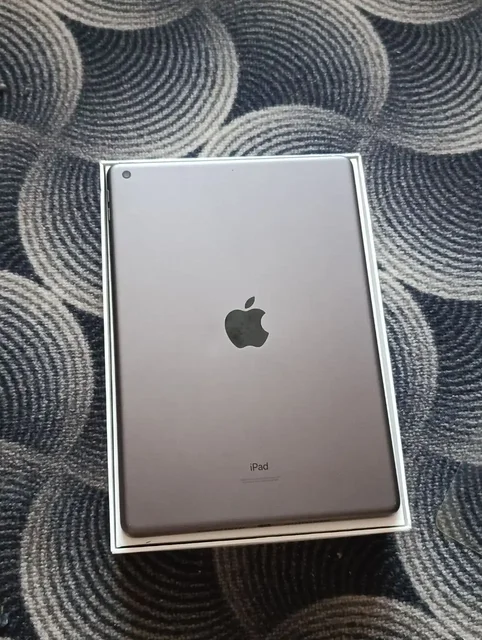 iPhone 13 - Компьютеры в Барнаул