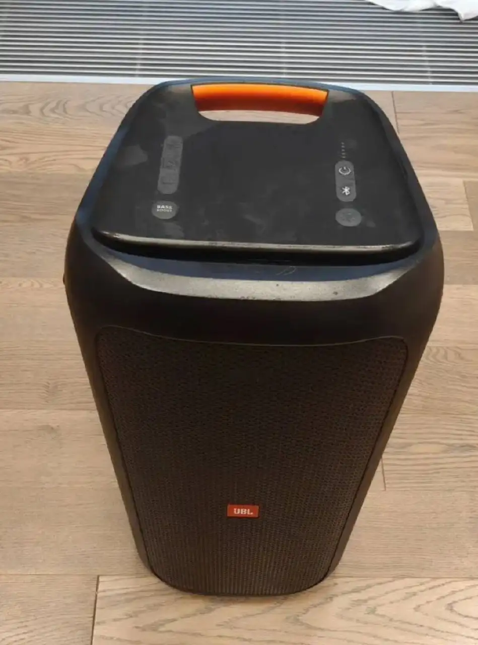 Продам колонку JBL PARTYBOX 100 - Электроника (Барахолка) в Барнаул