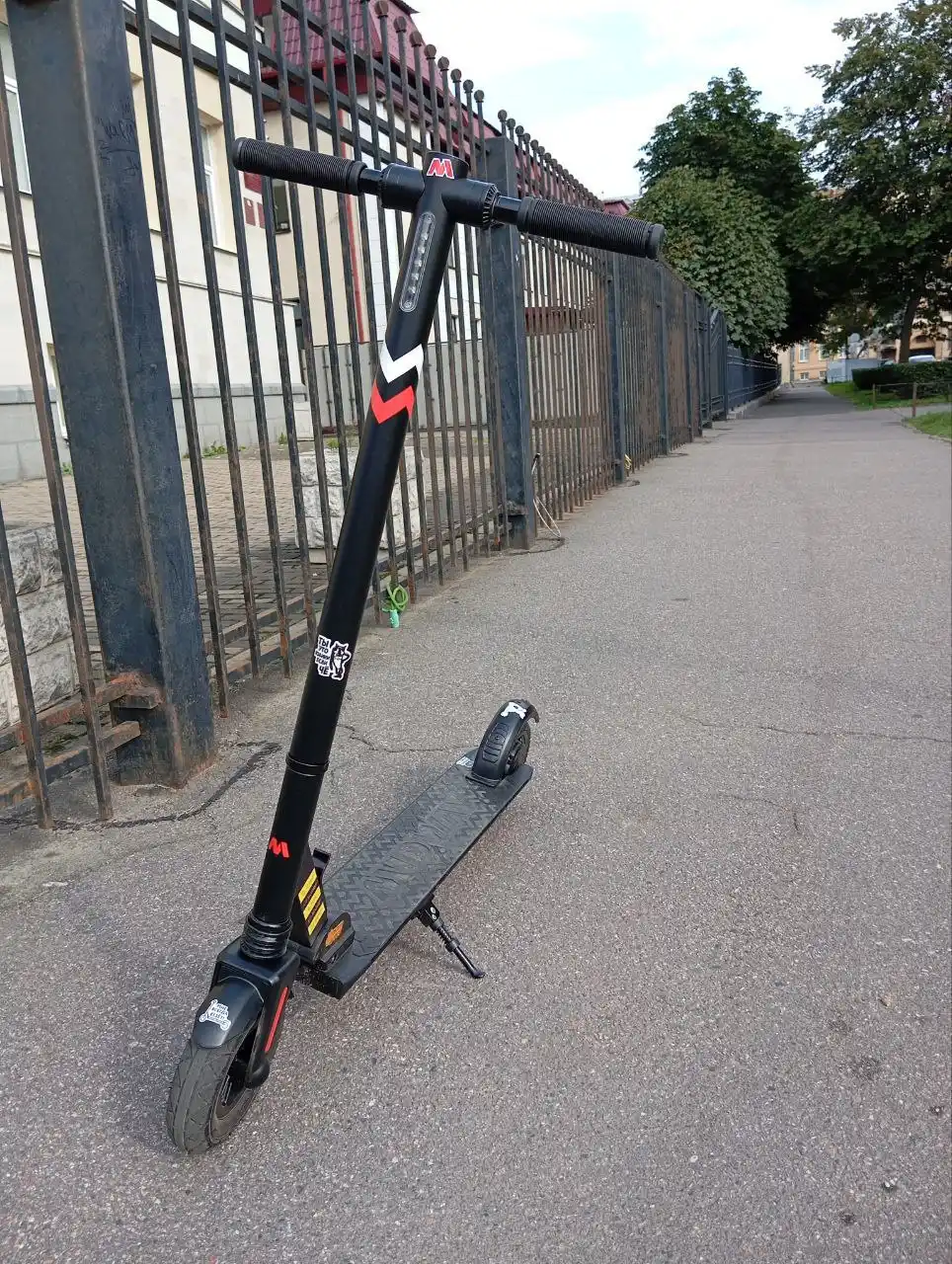 Продажа электросамоката MIDWAY 0809