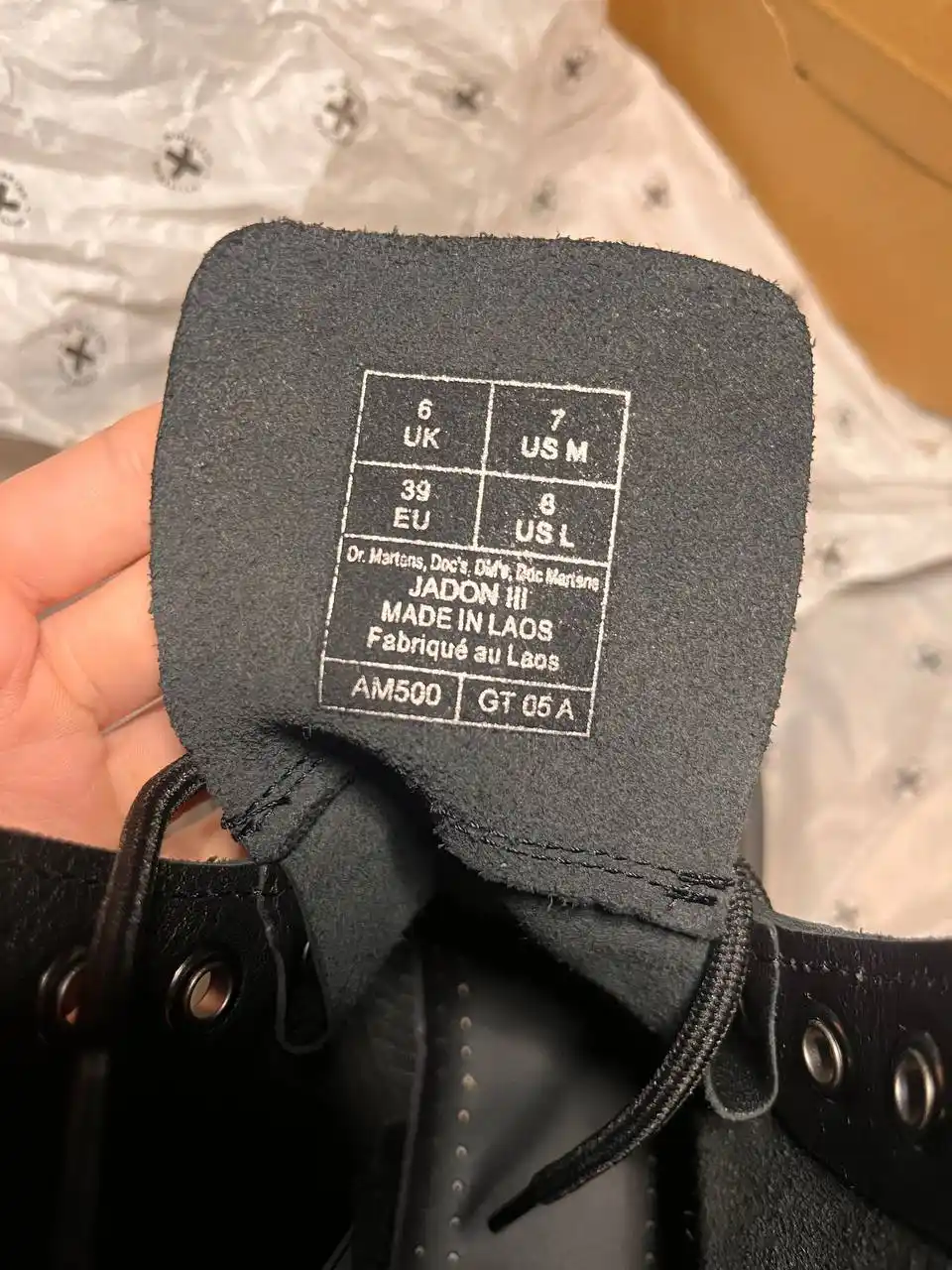 Продам новые ботинки Dr. Martens 39 размера