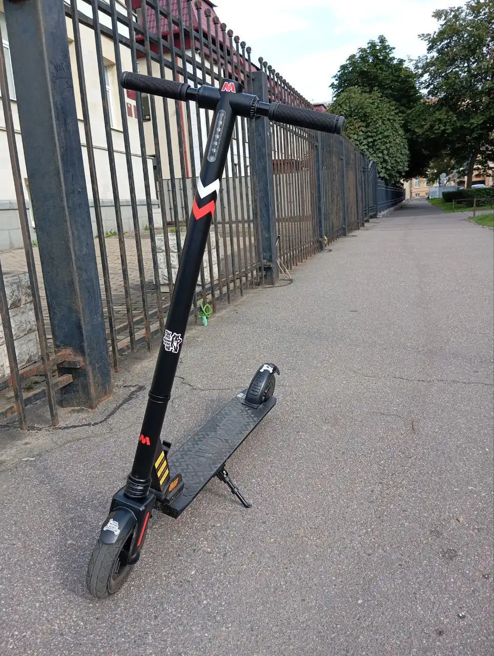 Продажа электро самоката MIDWAY 0809