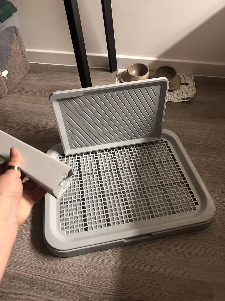 Оперативная память и лоток для собак