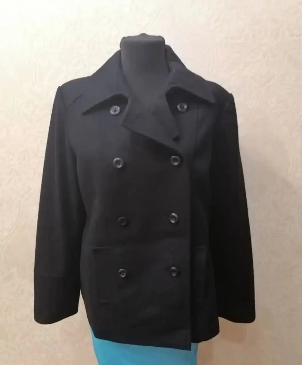 Отличное пальтишко 46-48 новое