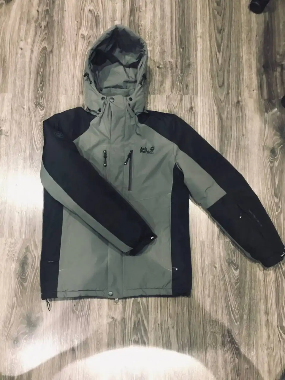 Куртка зимняя Jack Wolfskin размер L