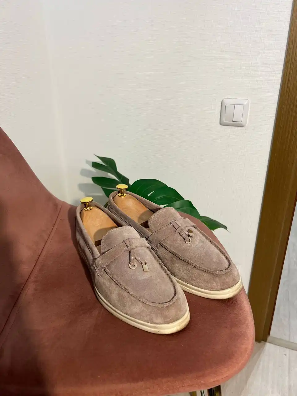 Женские и мужские лоферы, мужские кроссовки