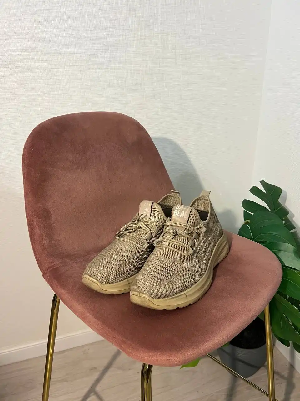 Женские и мужские лоферы, мужские кроссовки