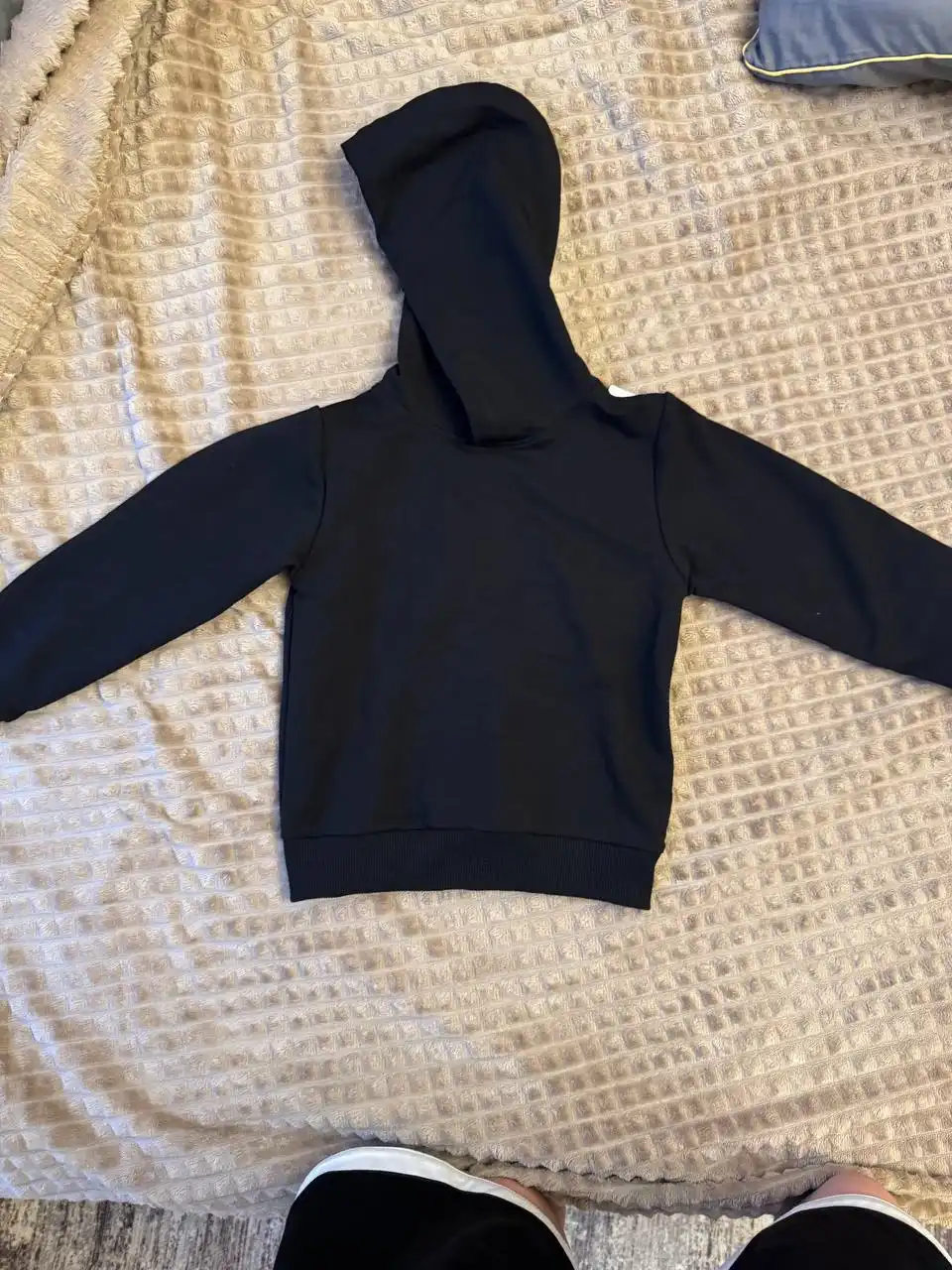 Продам детский легкий костюм