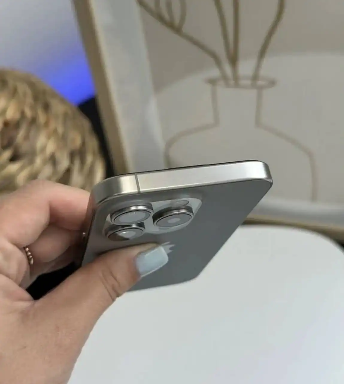 Продам iPhone 15 Pro 256 ГБ