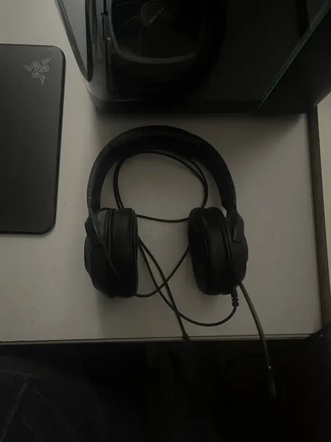Наушники Razer с дефектом - частное объявление в Санкт-Петербург