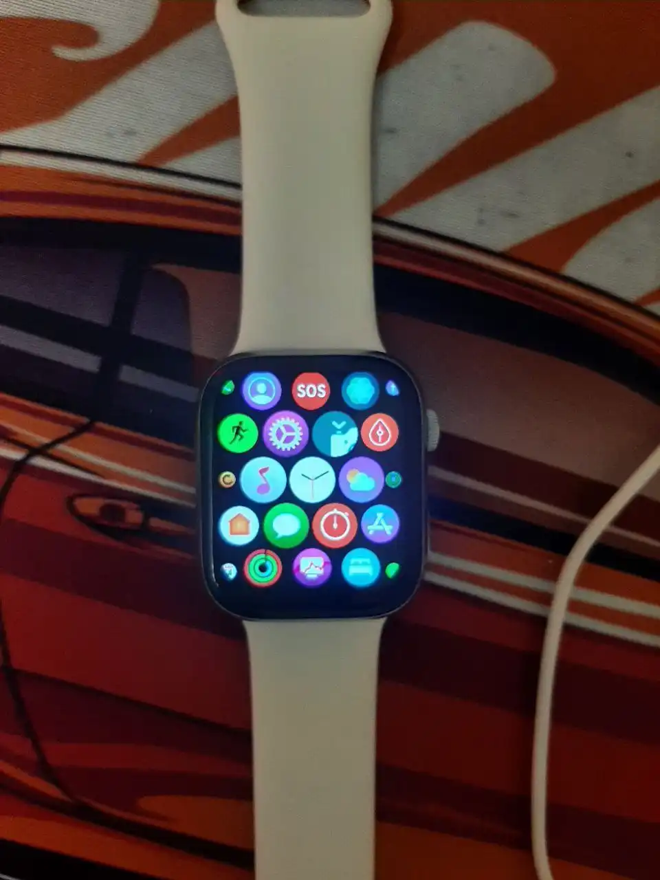 Умные часы с функциями телефона, игр и музыки