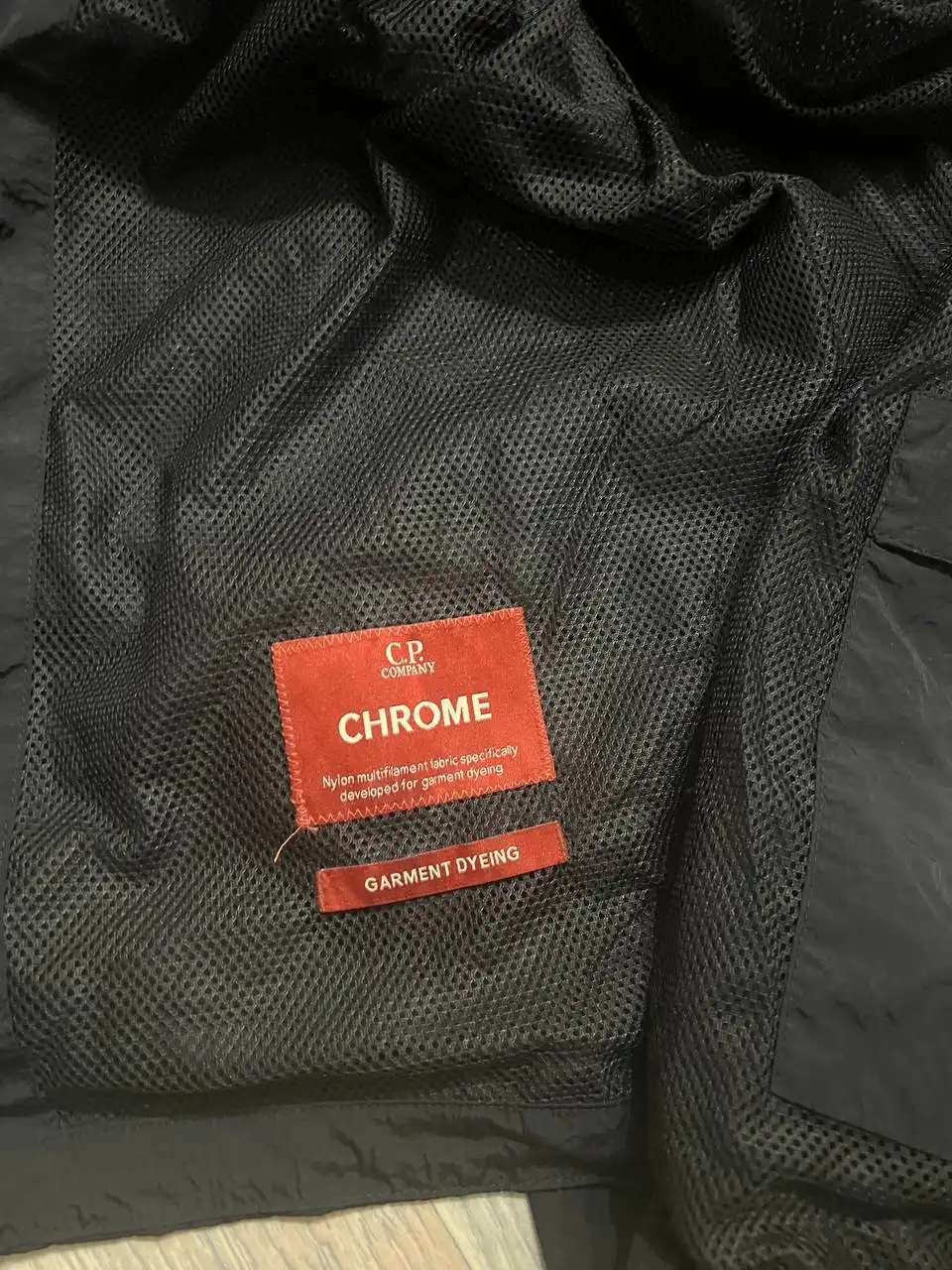 Продам ветровку CP Company Google Jacket
