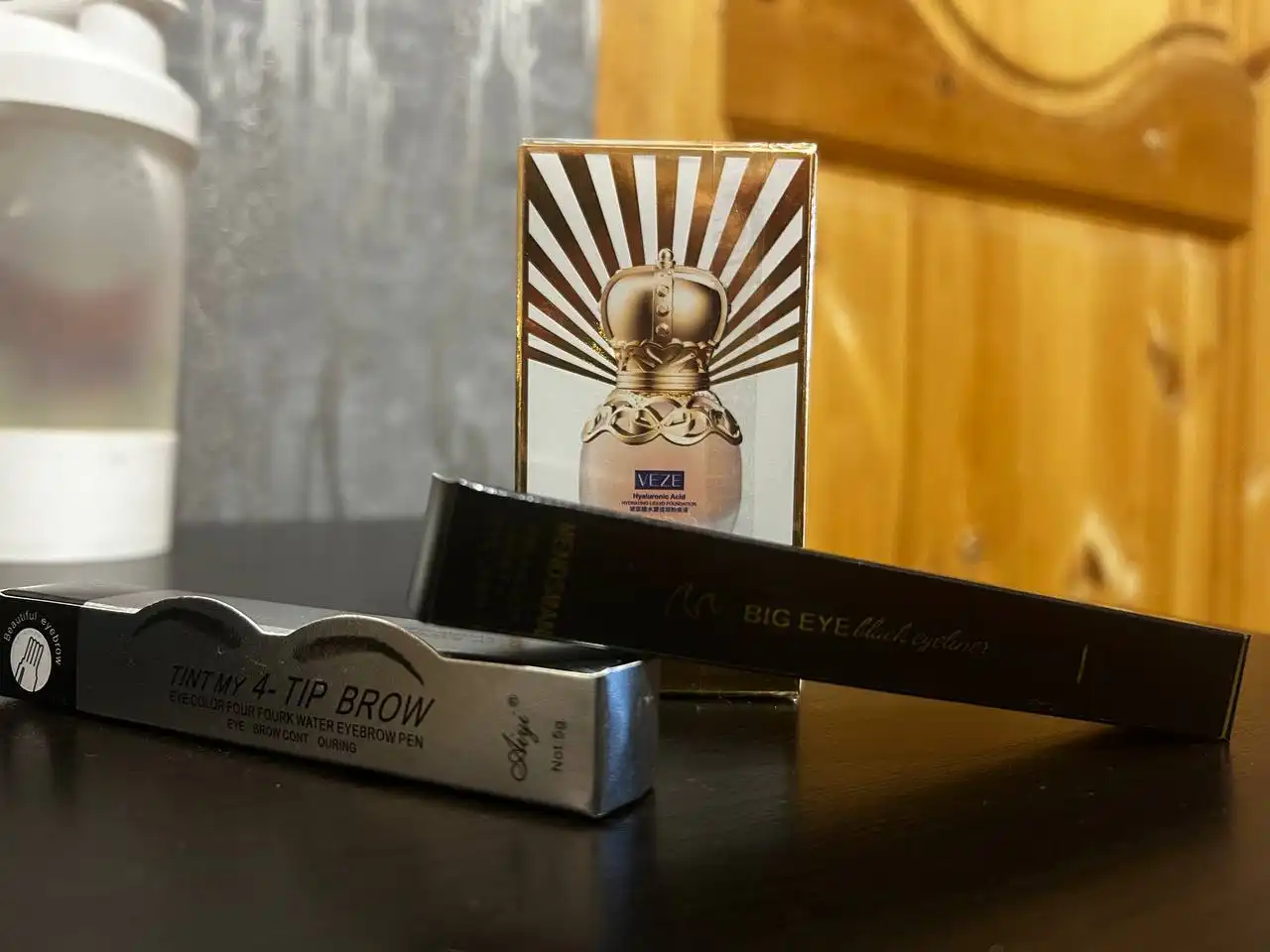 Обмен наборов косметики на продукты к Новому году