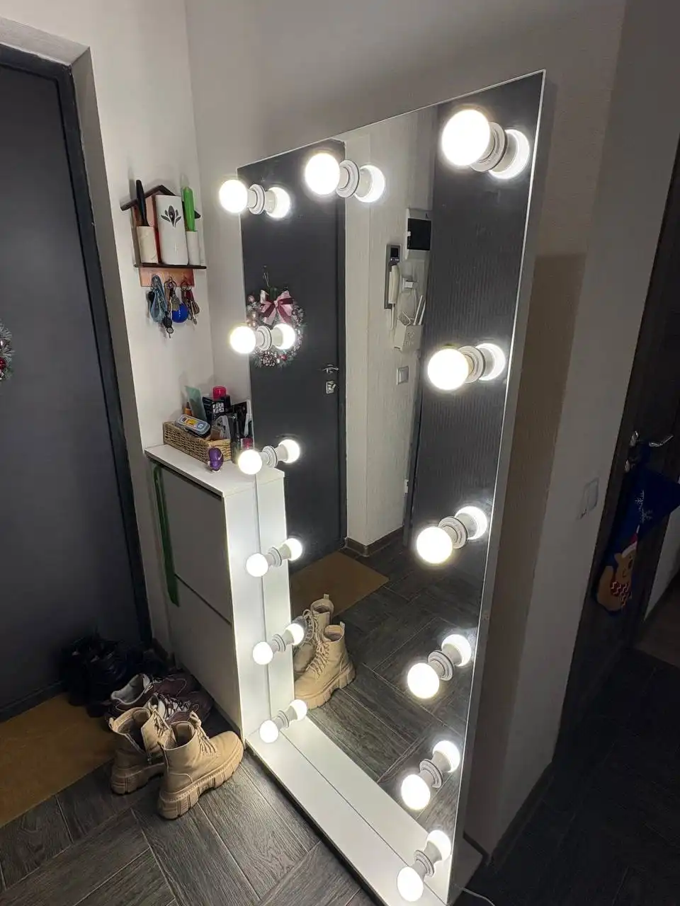 Напольное зеркало с подсветкой 170x70 см