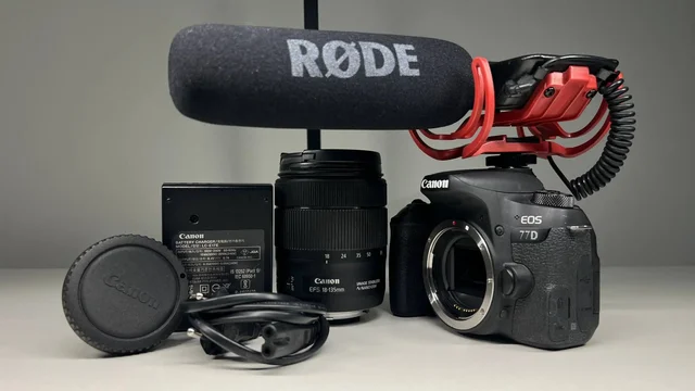 Продам фотоаппарат CANON EOS 77D с микрофоном RODE - частное объявление в Санкт-Петербург