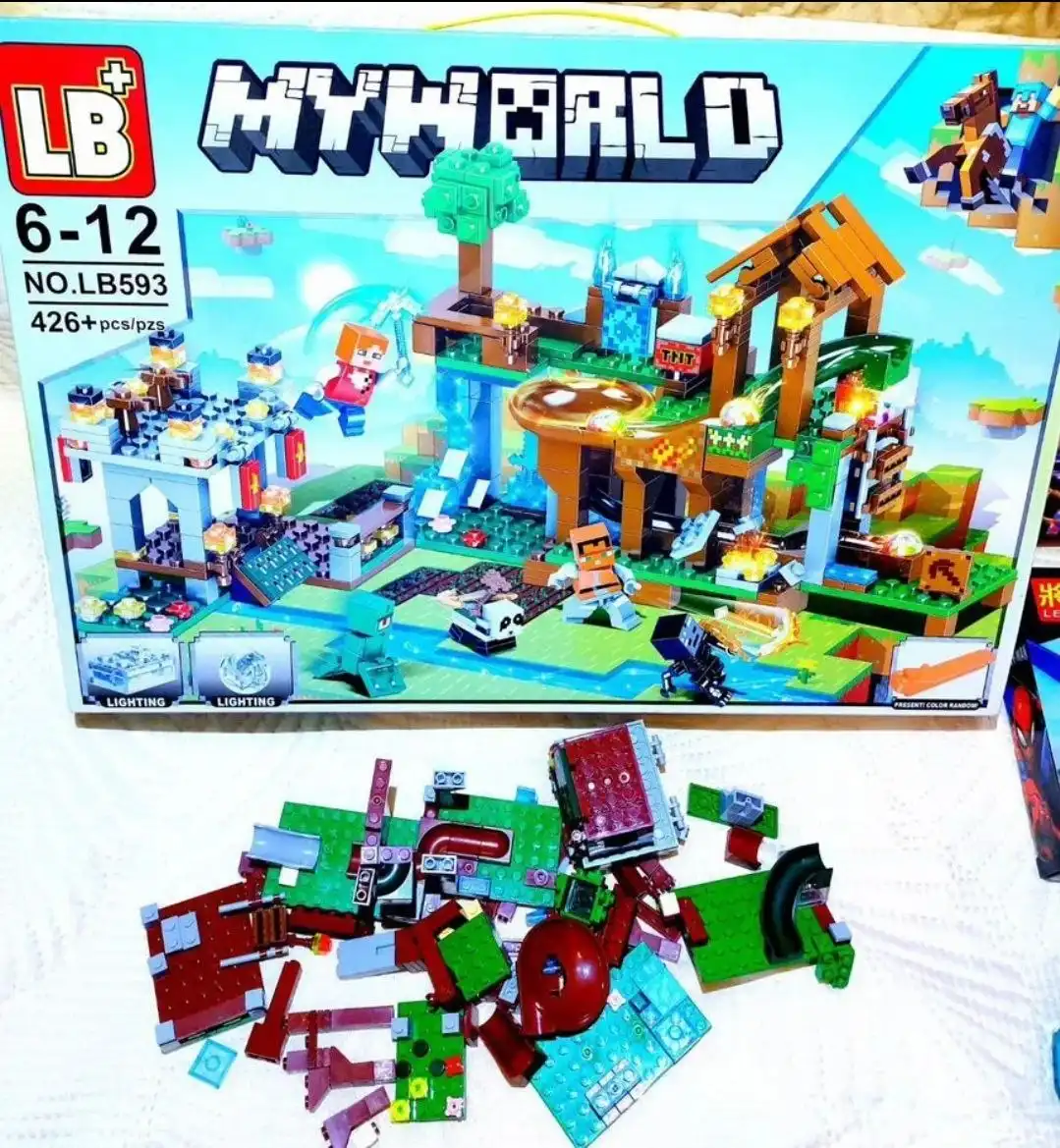 Пакет конструкторов Lego, Майнкрафт, Поппи Плей Тайм с ковриком и фигурками