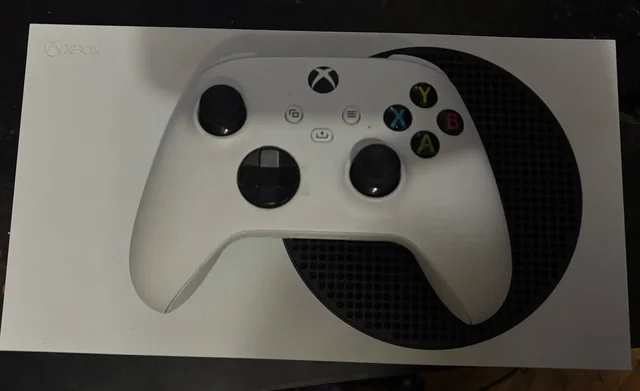Xbox Series S 512ГБ в отличном состоянии - частное объявление в Санкт-Петербург