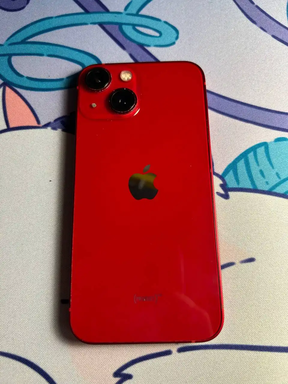 Продается iPhone 13 Mini 128 ГБ в красном цвете