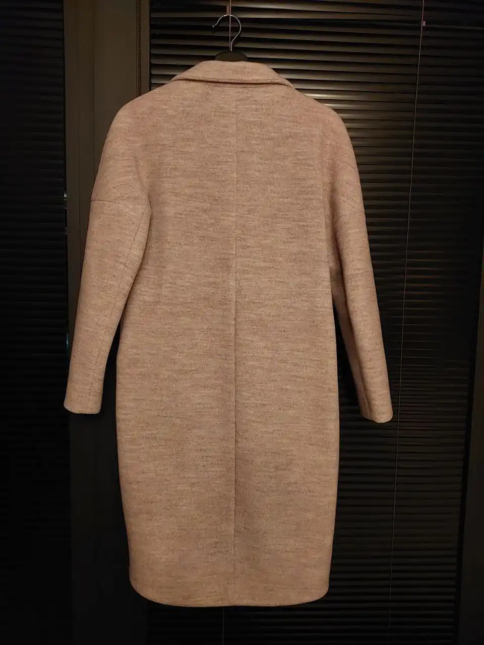 Продажа женских зимних пальто