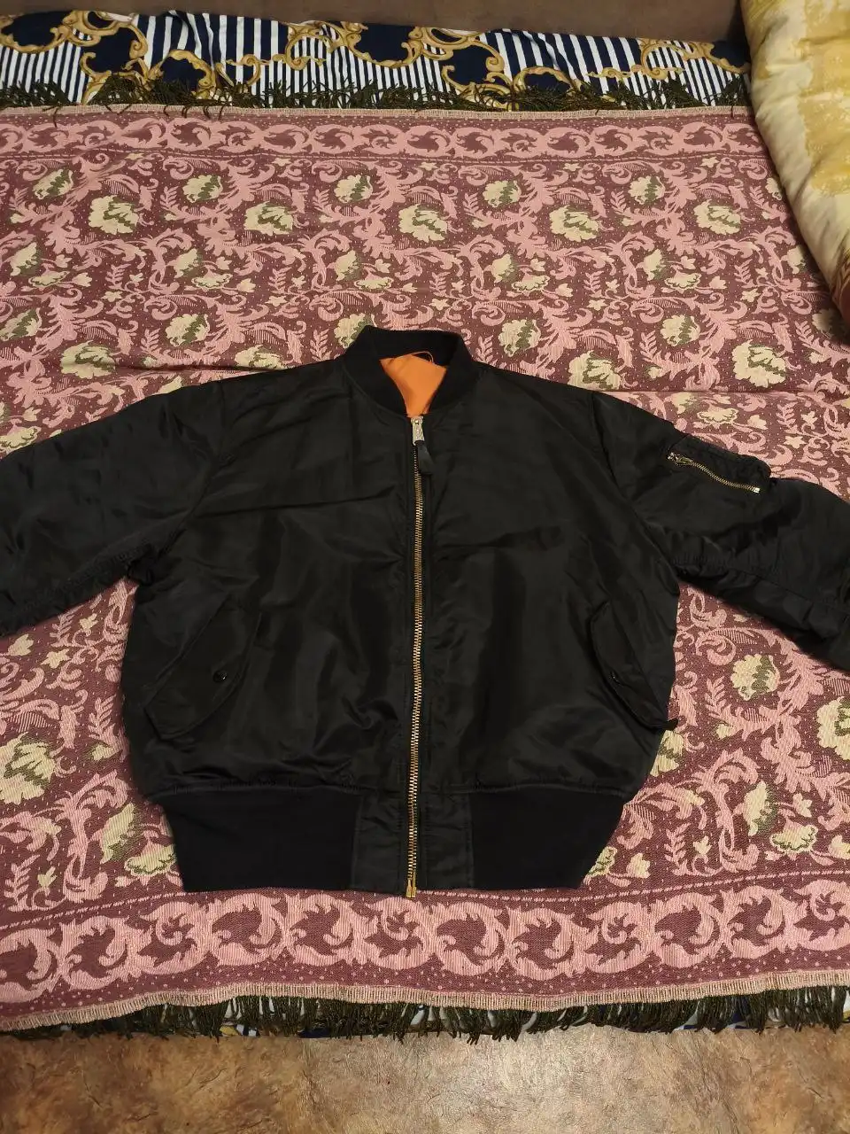 Продам куртку бомбер Alfa Industries M-1 оригинал