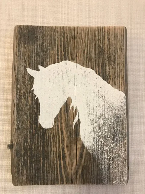 Интерьерный декор в стиле лофт - лошадь на амбарной доске - частное объявление в Санкт-Петербург