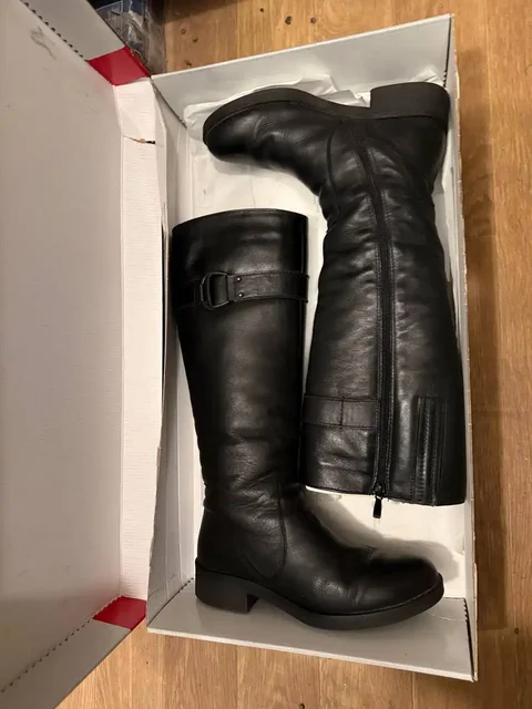 Сапоги зимние Thomas Munz 39 размер - частное объявление в Санкт-Петербург