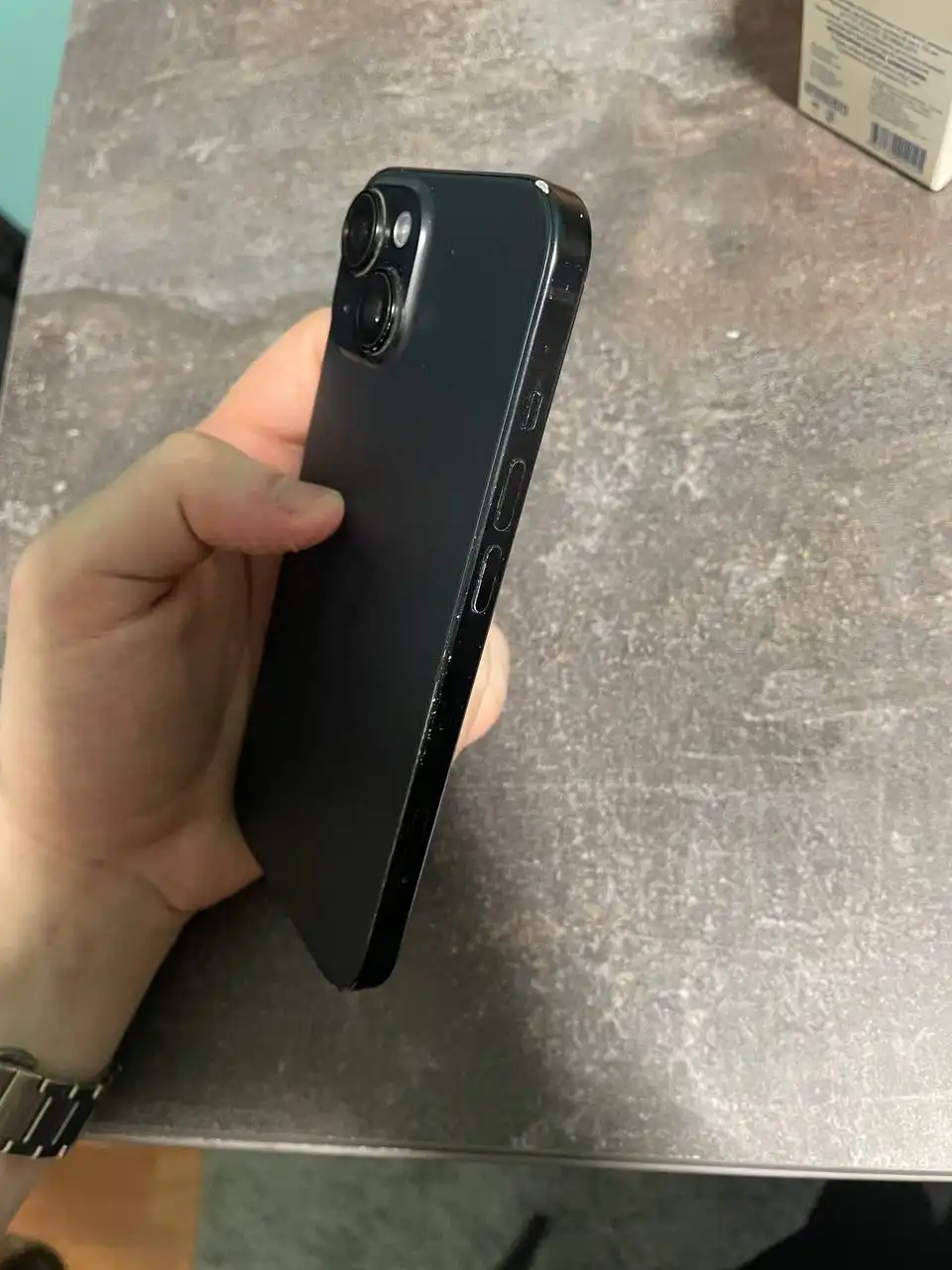 Продам iPhone 15 128гб