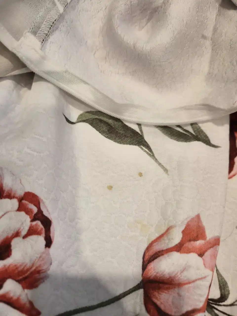 Продажа красивых платьев размера М