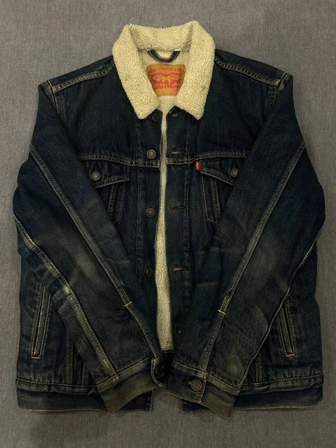 Винтажная джинсовка Levis с мехом и зимняя куртка - Красота и здоровье в Санкт-Петербург