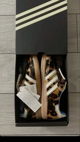 Женские кроссовки adidas samba leopard - Красота и здоровье в Санкт-Петербург