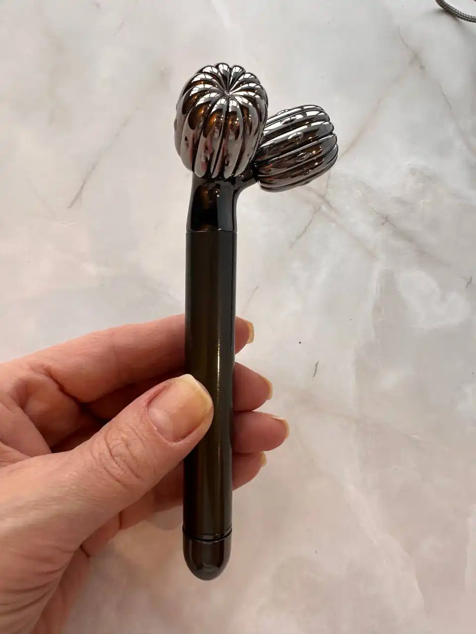 Массажер для лица на батарейках