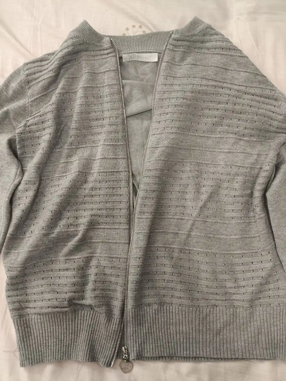 Распродажа одежды и вещей для дома после переезда - Женская одежда (Одежда) в Санкт-Петербург