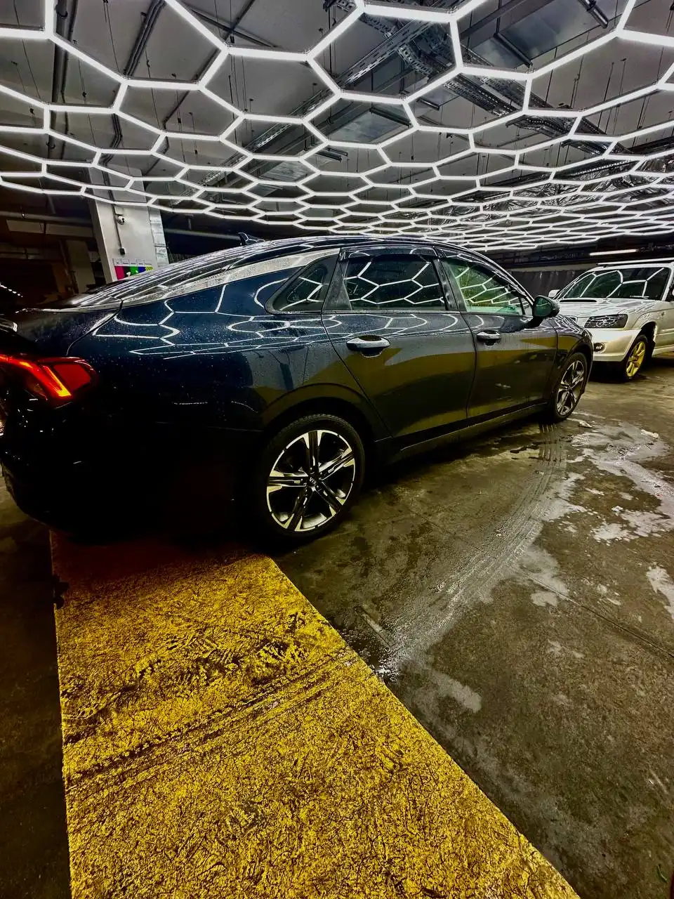 Продам Kia K5 GT Line 2021 года