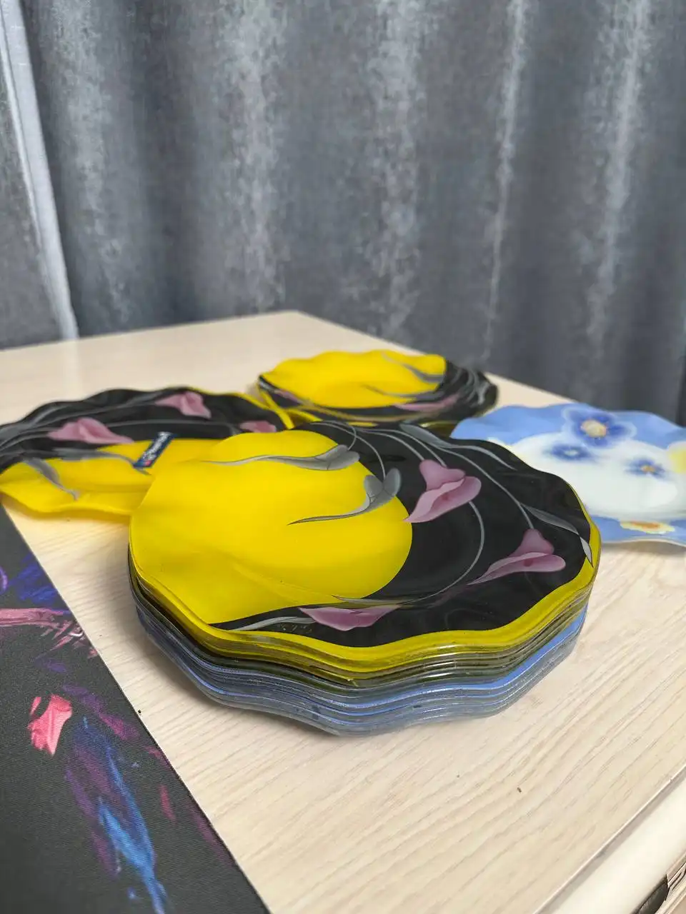 Продажа набора тарелок