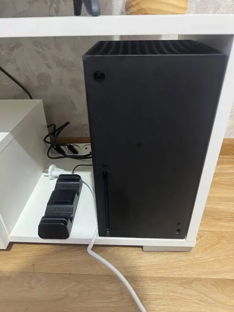 Обмен Xbox Series X на ВАЗ 2109-99 в Сосновом Бору - Электроника в Сосновый Бор