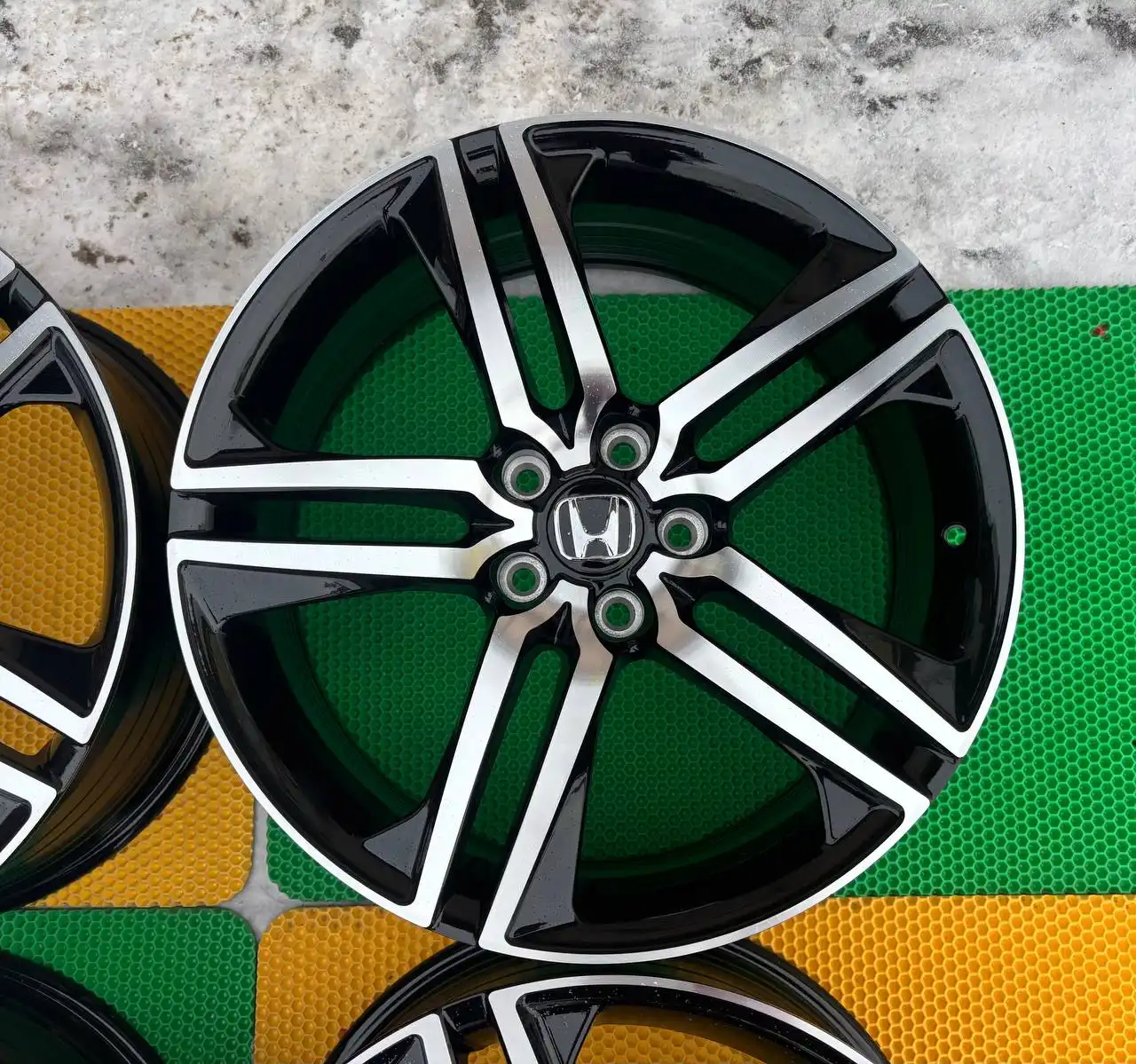 Диски для Honda R19 5/114.3 новые фабричный Китай