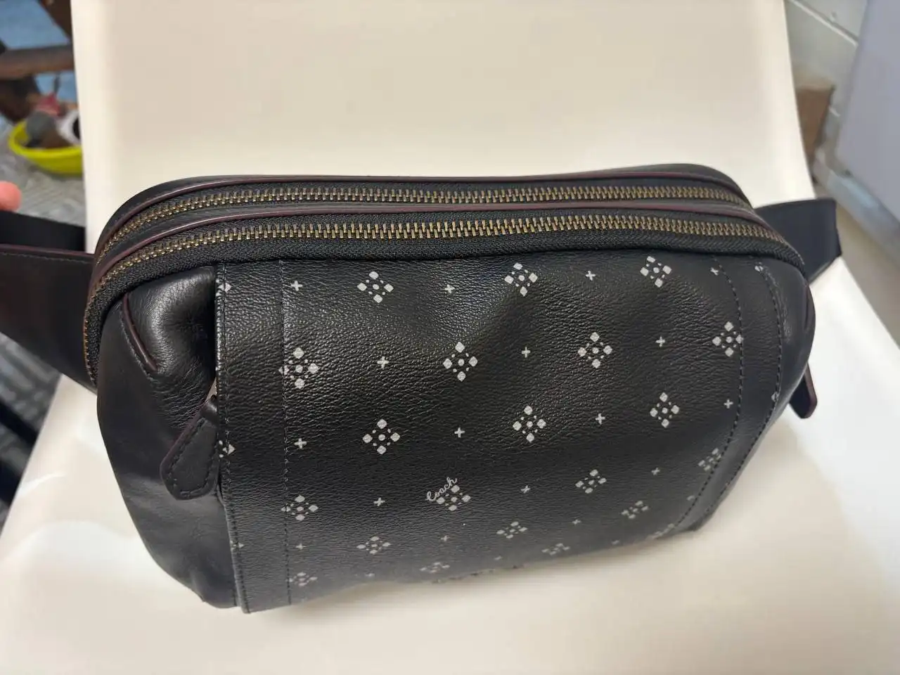 Сумка Coach в состоянии новой - Сумки (Барахолка) в Санкт-Петербург