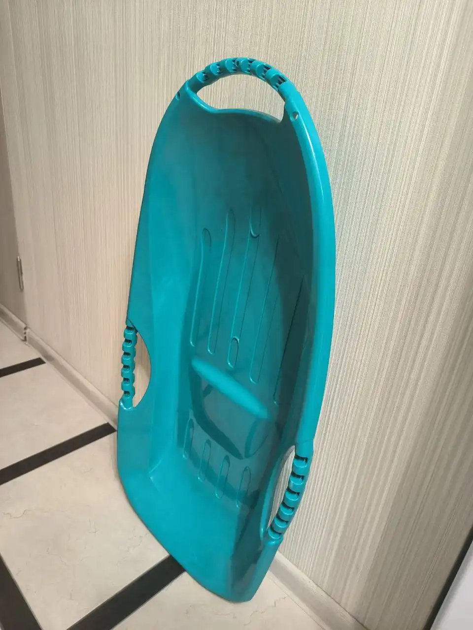 Новые санки-ледянка - Зимний спорт и активный отдых (Хобби и отдых) в Санкт-Петербург