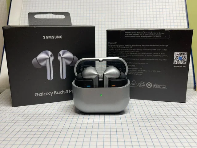 Реплика Samsung Buds 3 pro - Мобильные телефоны в Санкт-Петербург