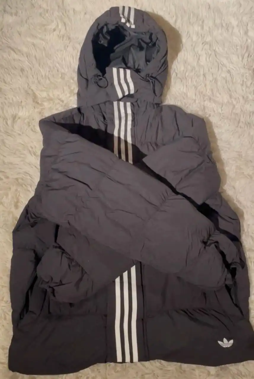 Продам мужской зимний пуховик Adidas - Верхняя одежда (Одежда) в Санкт-Петербург