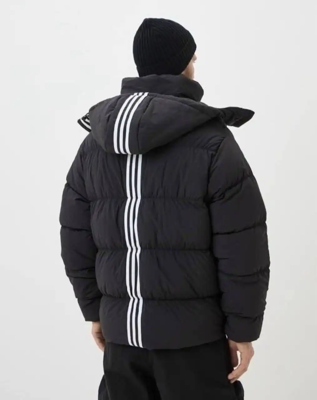 Продам мужской зимний пуховик Adidas - Верхняя одежда (Одежда) в Санкт-Петербург