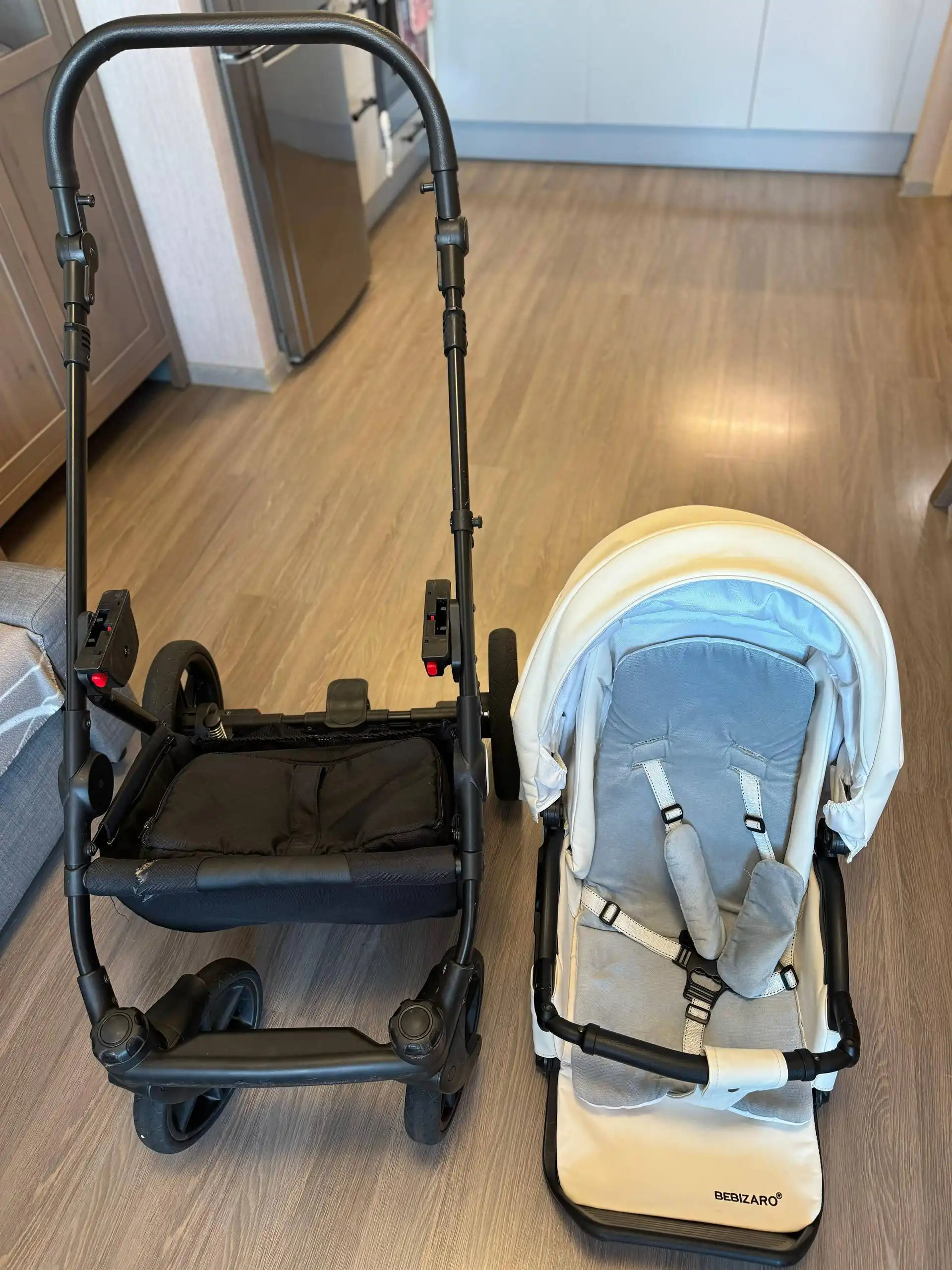 Продажа коляски BEBIZARO - Коляски (Товары для детей) в Санкт-Петербург