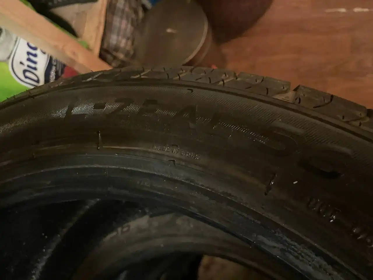 Продажа летней резины GRENLANDER L-ZEAL 56 315/35 r20 - Шины и диски (Запчасти) в Санкт-Петербург