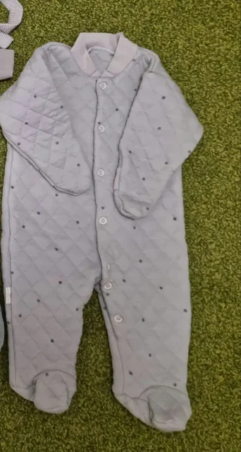 Продажа детского комбинезона и шапочки - Товары для детей в Санкт-Петербург