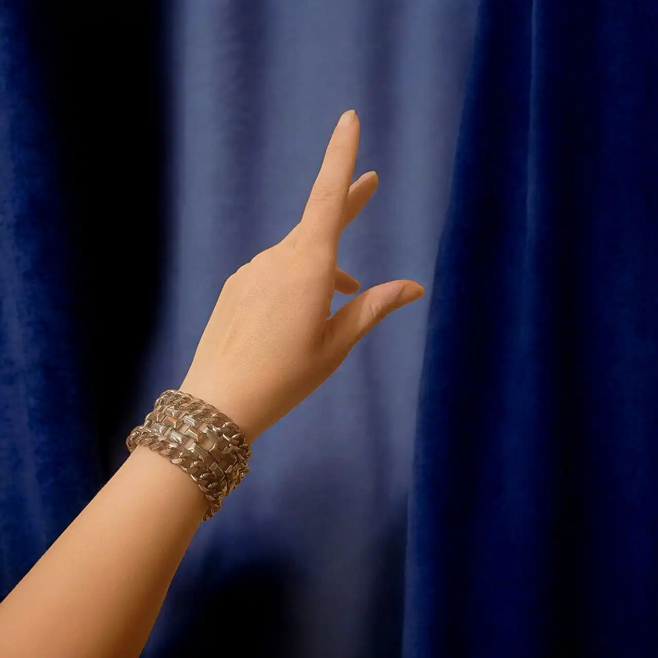 Женские аксессуары: платки, браслеты, подвески - Аксессуары (Барахолка) в Санкт-Петербург