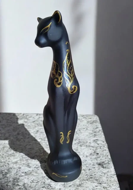 Керамические статуэтки различных размеров - Барахолка в Санкт-Петербург