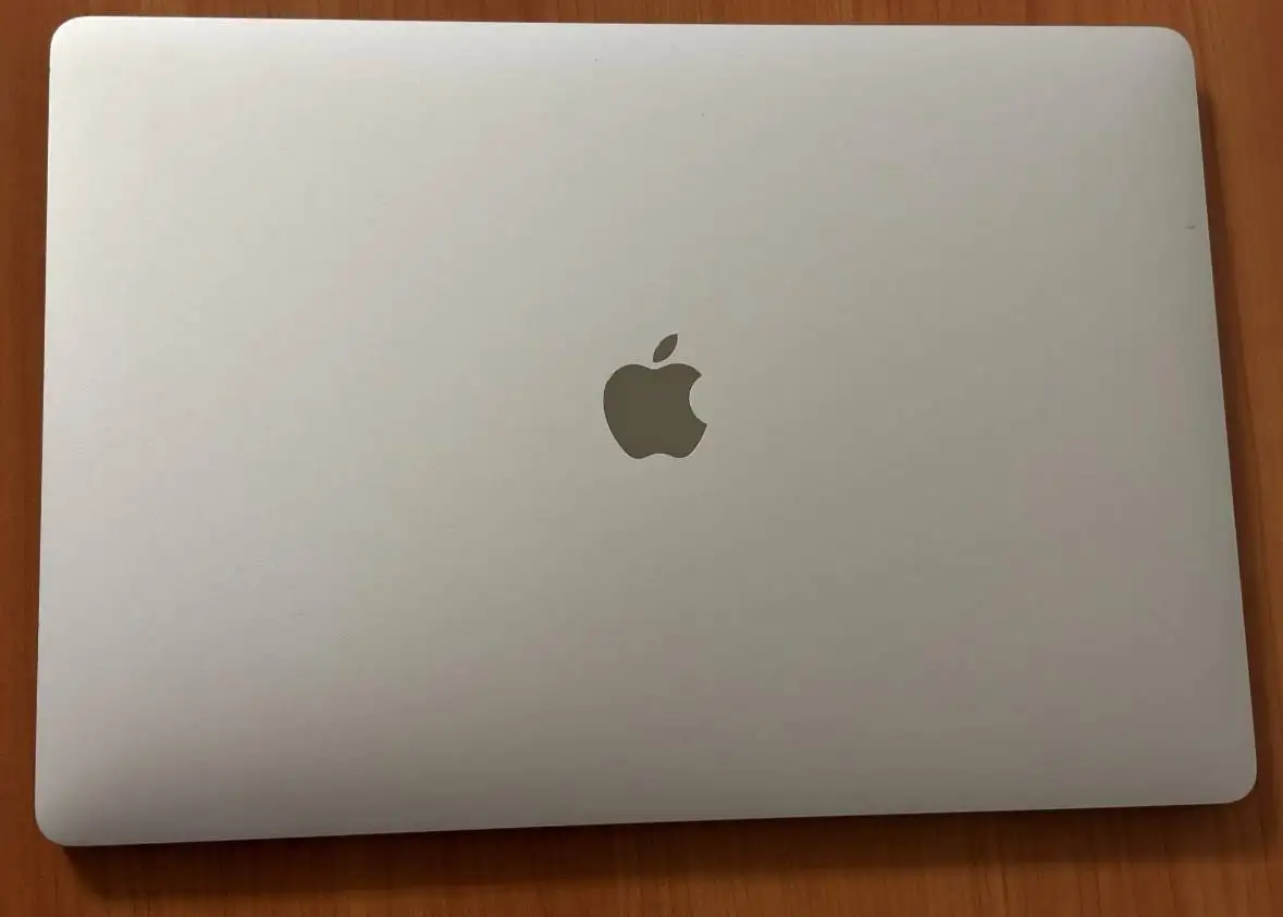 Продам MacBook Pro 16 - Ноутбуки (Электроника) в Санкт-Петербург