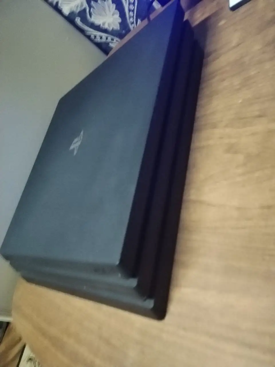 Продажа PlayStation 4 Pro с играми - Игровые консоли (Электроника) в Санкт-Петербург